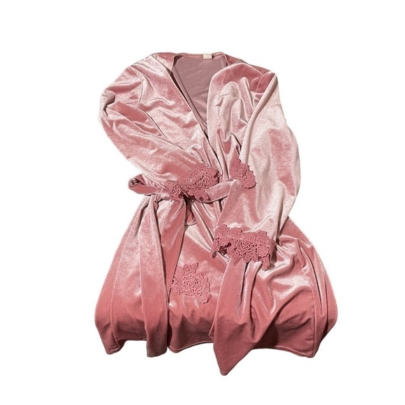 Kaorou Pink Velvet Kimono/Robe/Dressing Gown - Size Large fits Small- Very Soft - Picture 1 of 6
